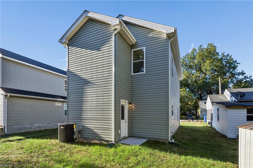 Photo of 110 Raleigh Avenue, Suffolk, VA 23434 (MLS # 10653348)