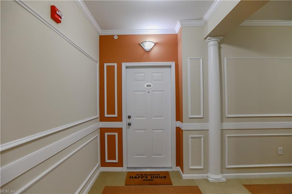 Photo of 522 Knolls Drive #308, Newport News, VA 23602 (MLS # 10614145)