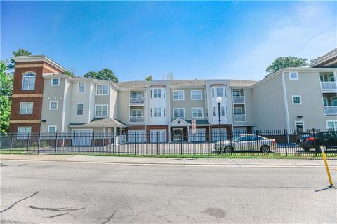 Photo of 522 Knolls Drive #308, Newport News, VA 23602 (MLS # 10614145)