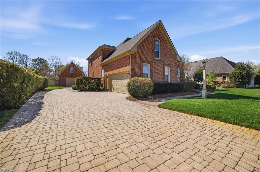 Photo of 827 Waterfall Way, Chesapeake, VA 23322 (MLS # 10626114)