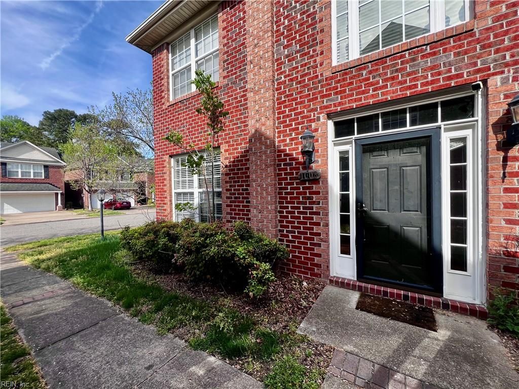 Photo of 1008 Skiffs Landing Lane, Suffolk, VA 23435 (MLS # 10628418)