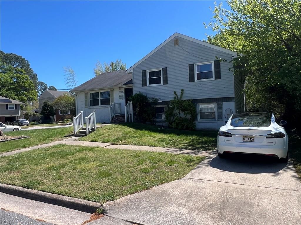 Photo of 825 Weymouth Terrace, Hampton, VA 23666 (MLS # 10629348)