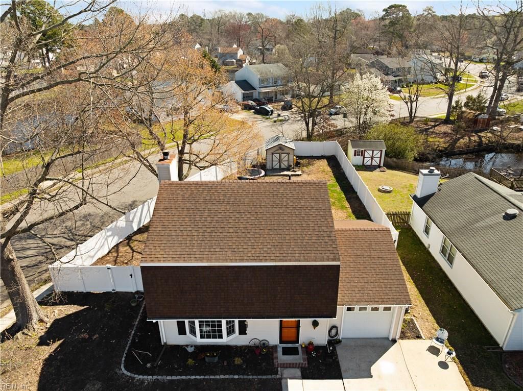 Photo of 41 Sanlun Lakes Drive, Hampton, VA 23666 (MLS # 10624639)