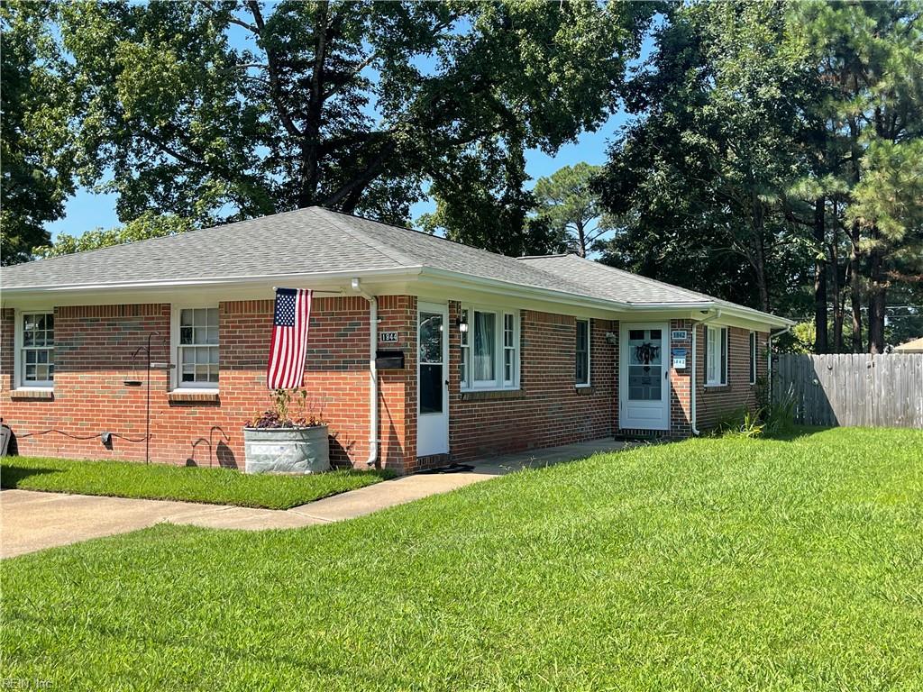 Photo of 1844 S Streamline Drive, Virginia Beach, VA 23454 (MLS # 10651310)