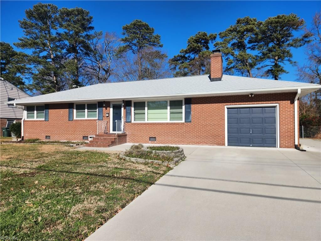 Photo of 17 Roberta Drive, Hampton, VA 23666 (MLS # 10626297)