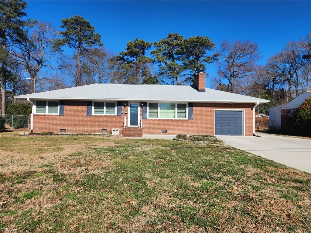 Photo of 17 Roberta Drive, Hampton, VA 23666 (MLS # 10626297)