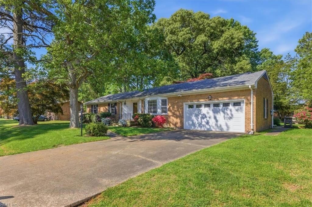 Photo of 4220 Quince Road, Portsmouth, VA 23703 (MLS # 10631693)