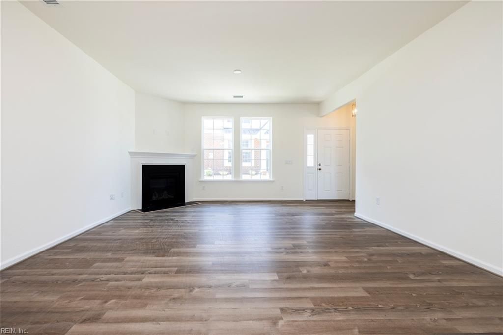 Photo of 1005 Robinson Road #3C, Suffolk, VA 23434 (MLS # 10612341)