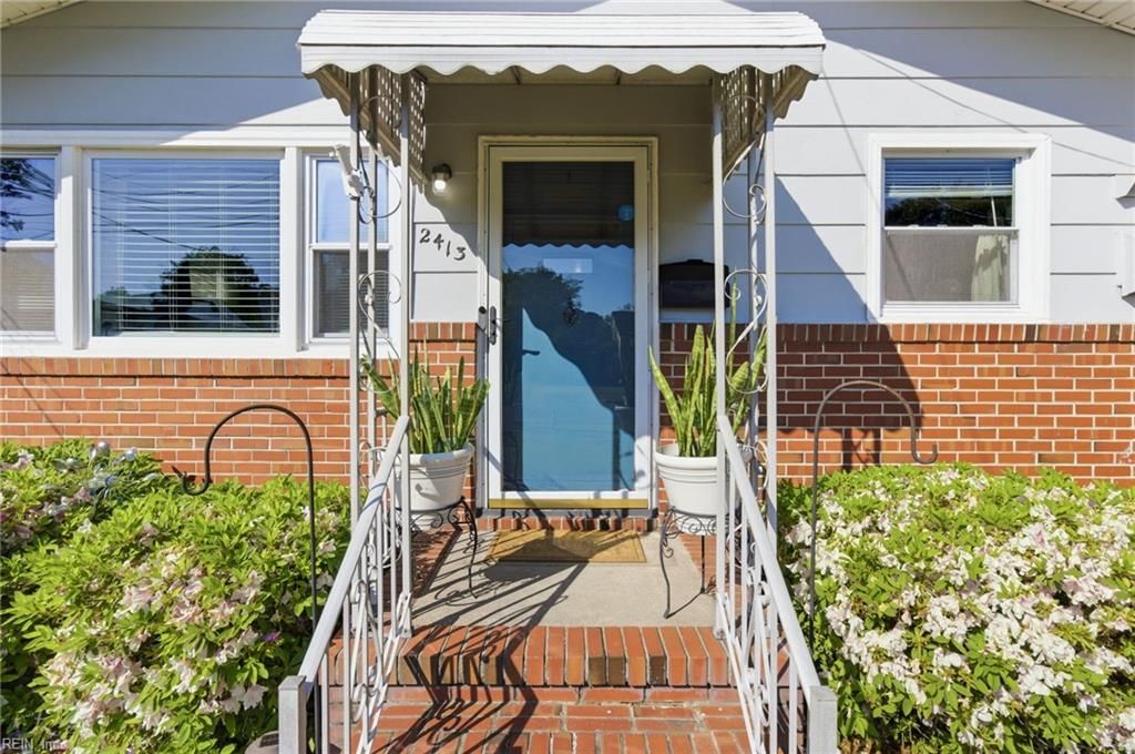 Photo of 2413 Hemlock Street, Norfolk, VA 23513 (MLS # 10631484)