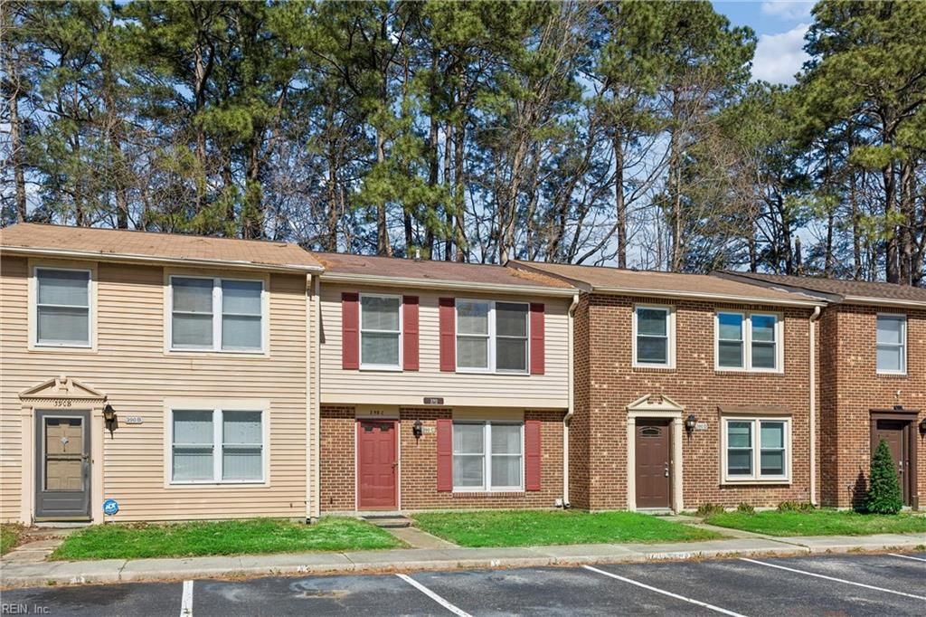 Photo of 390 Jury Lane #C, Newport News, VA 23608 (MLS # 10625285)