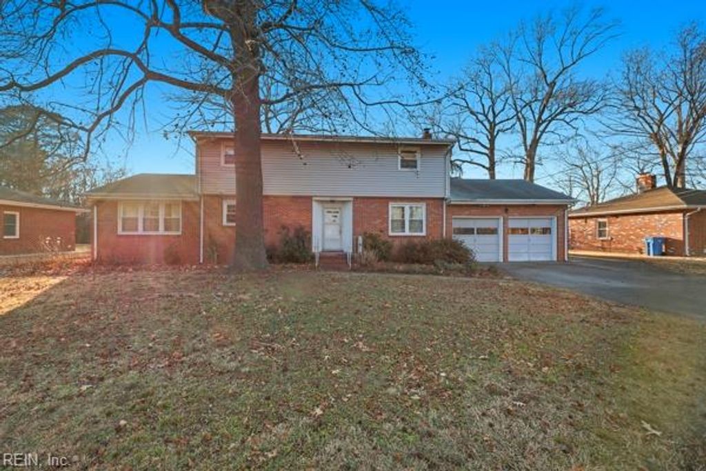 Photo of 332 Lenore Trail, Chesapeake, VA 23320 (MLS # 10618321)
