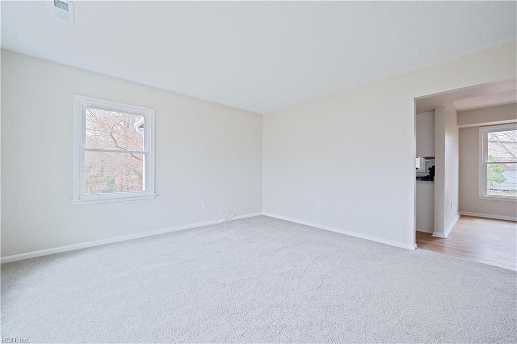 Photo of 171 King Richard Place, Newport News, VA 23602 (MLS # 10623116)