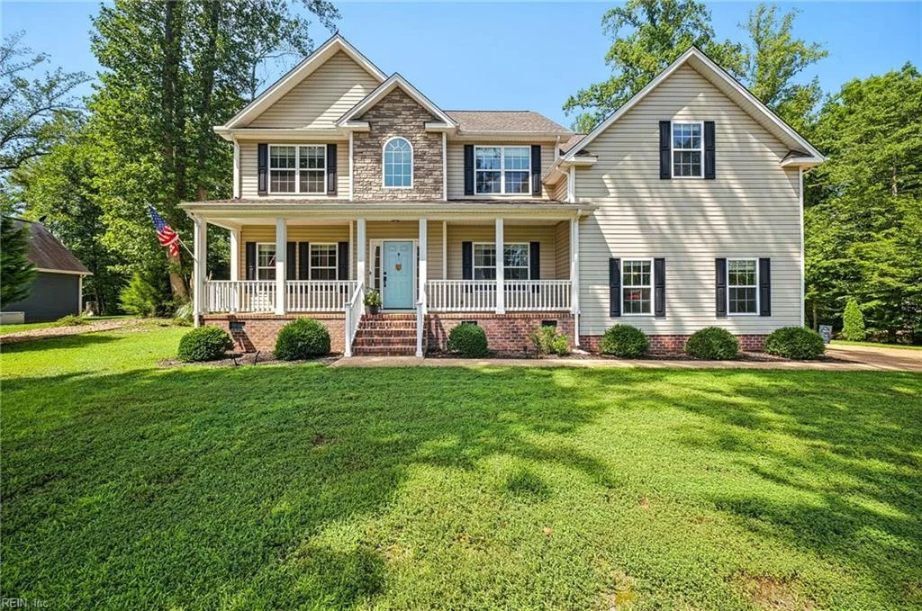 8484 Patrick Henry Way, Gloucester, VA, 23061
