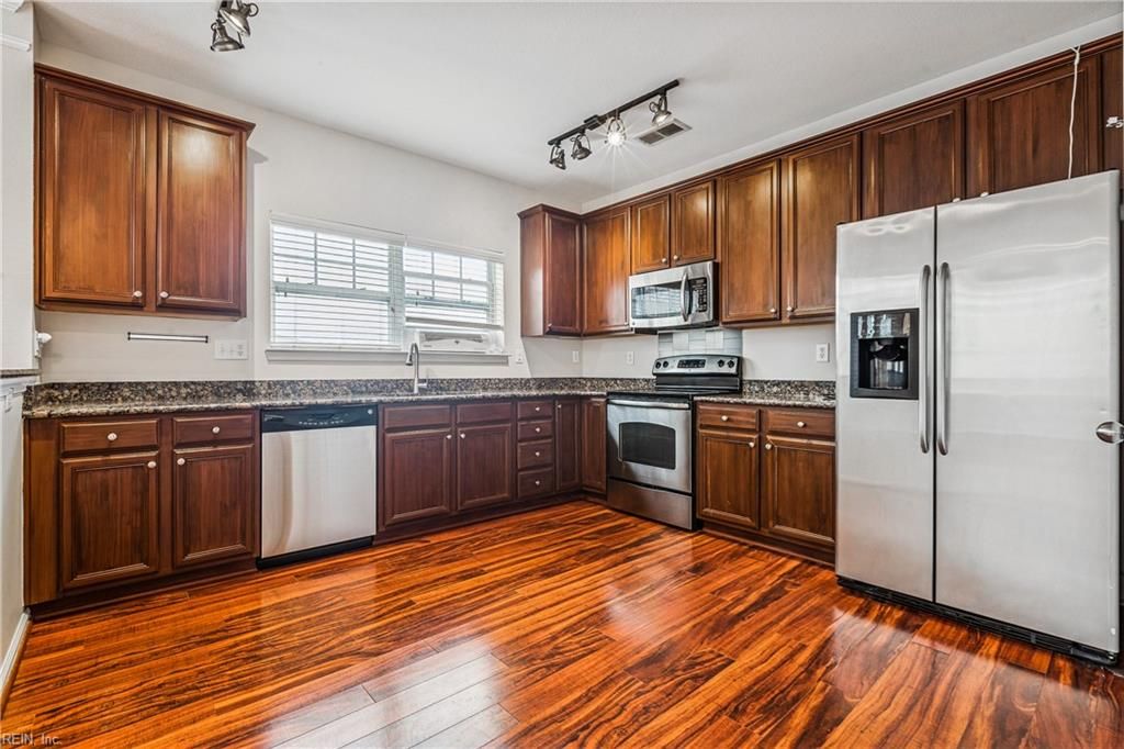 Photo of 522 Knolls Drive #308, Newport News, VA 23602 (MLS # 10619290)