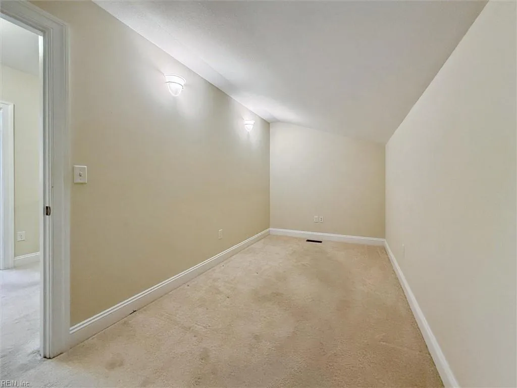 Hayes, Virginia 23072, United States, 3 Bedrooms Bedrooms, ,3 BathroomsBathrooms,Residential,Active,150688