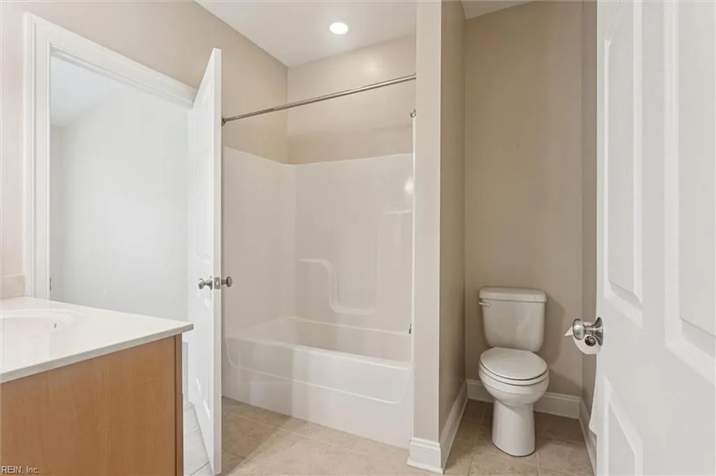 Hayes, Virginia 23072, United States, 3 Bedrooms Bedrooms, ,3 BathroomsBathrooms,Residential,Active,150688