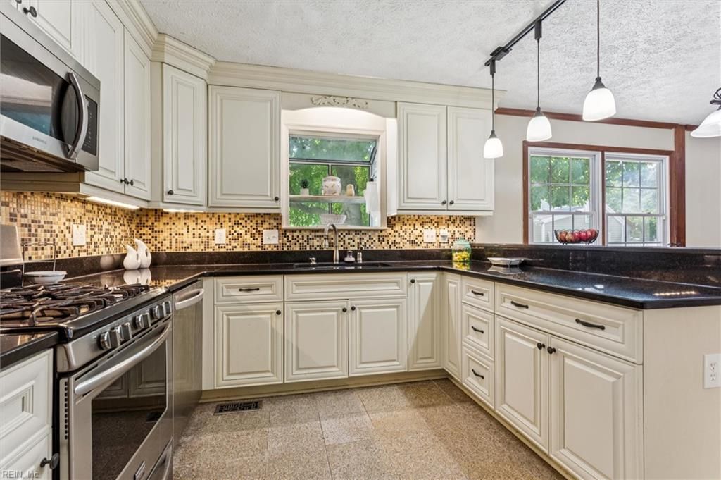 Photo of 102 Canvasback Trail, Newport News, VA 23602 (MLS # 10608486)