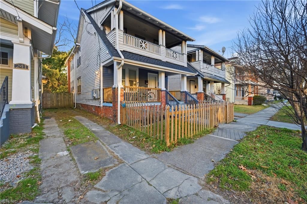 Photo of 243 W 32nd Street #1, Norfolk, VA 23504 (MLS # 10616951)