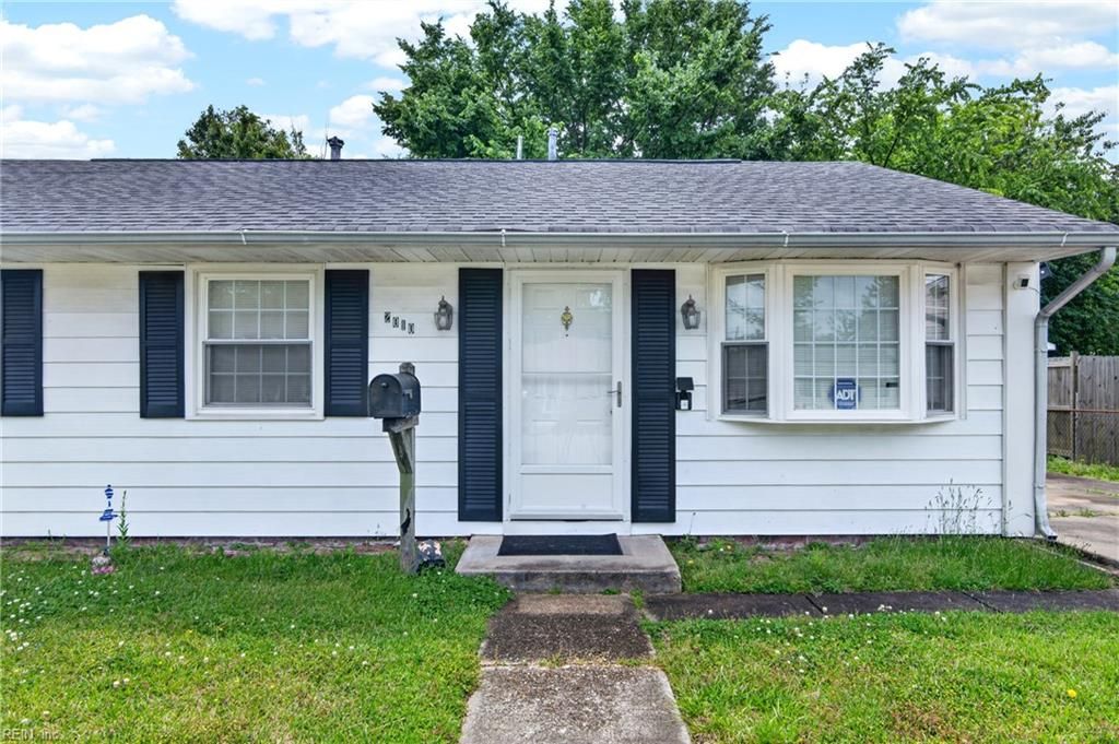 Photo of 2010 Somerville Drive, Hampton, VA 23663 (MLS # 10634212)