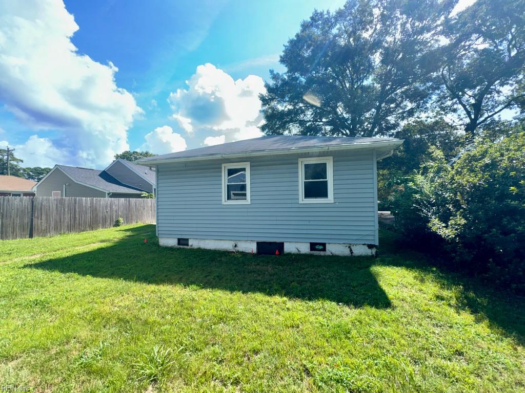 Photo of 1605 Hawthorne Drive, Chesapeake, VA 23325 (MLS # 10654362)
