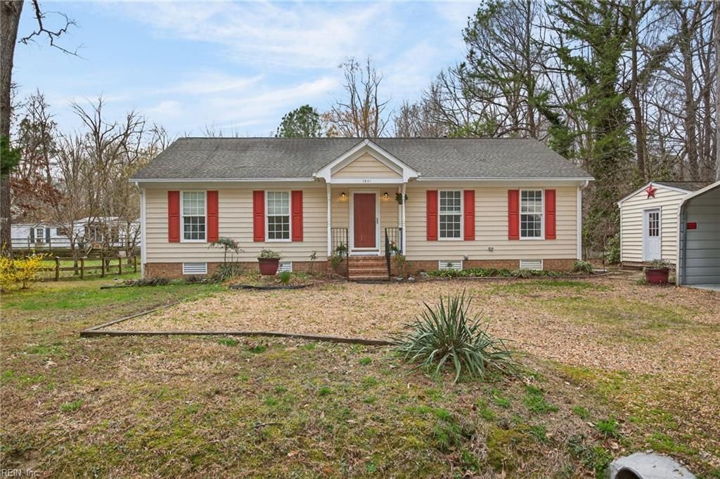 Photo of 7641 Beechwood Drive, Lanexa, VA 23089 (MLS # 10625494)