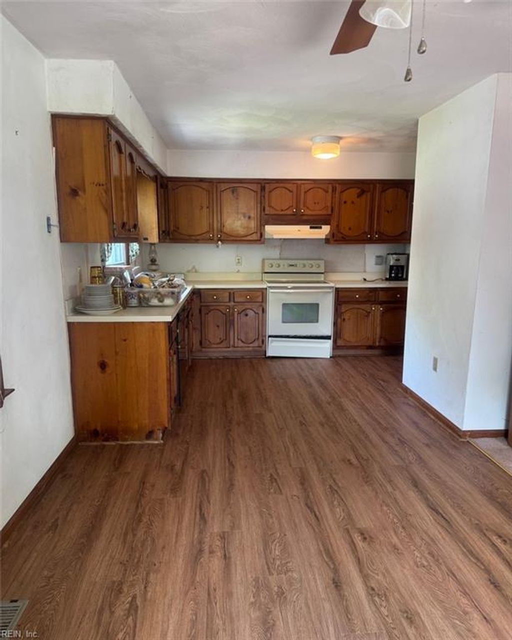 Photo of 135 Francis Street, Portsmouth, VA 23702 (MLS # 10641026)