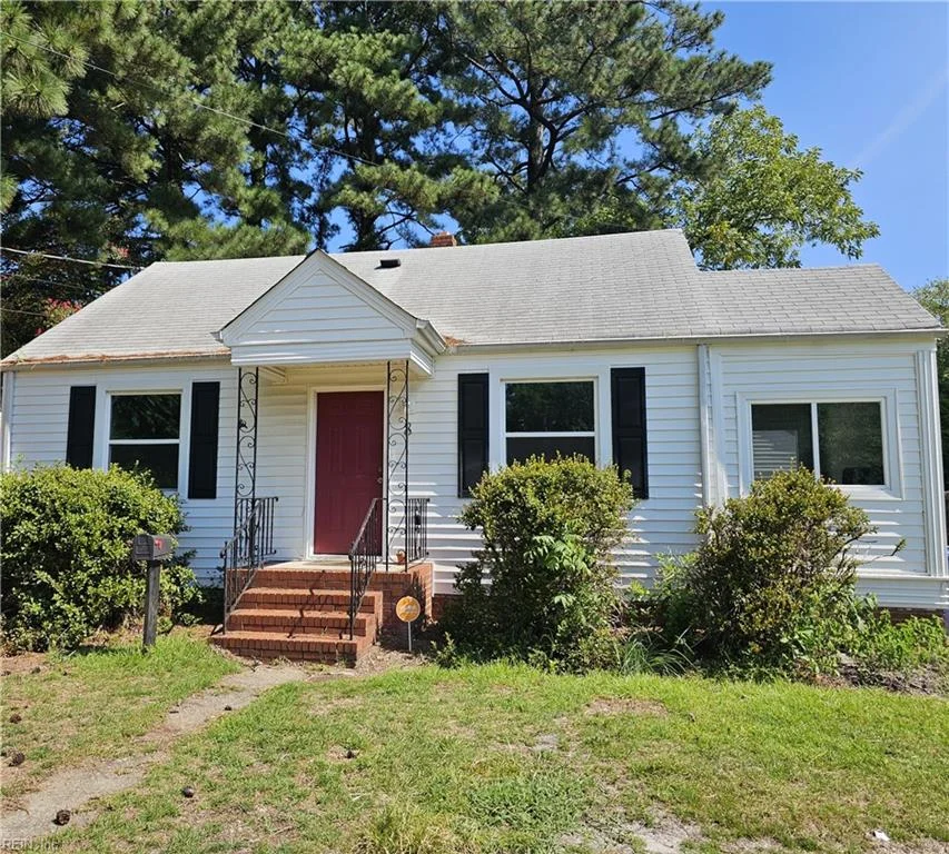 8 Fairview Circle S, Portsmouth, VA, 23702