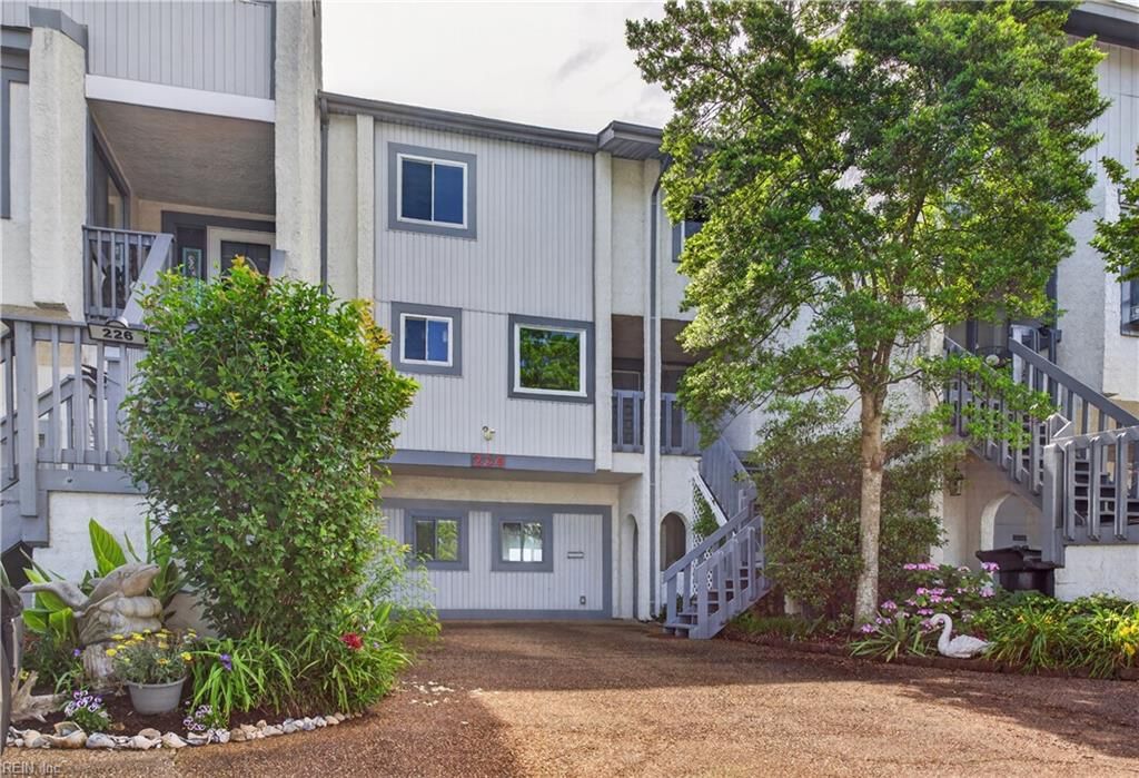 Photo of 224 N First Street, Hampton, VA 23664 (MLS # 10637053)