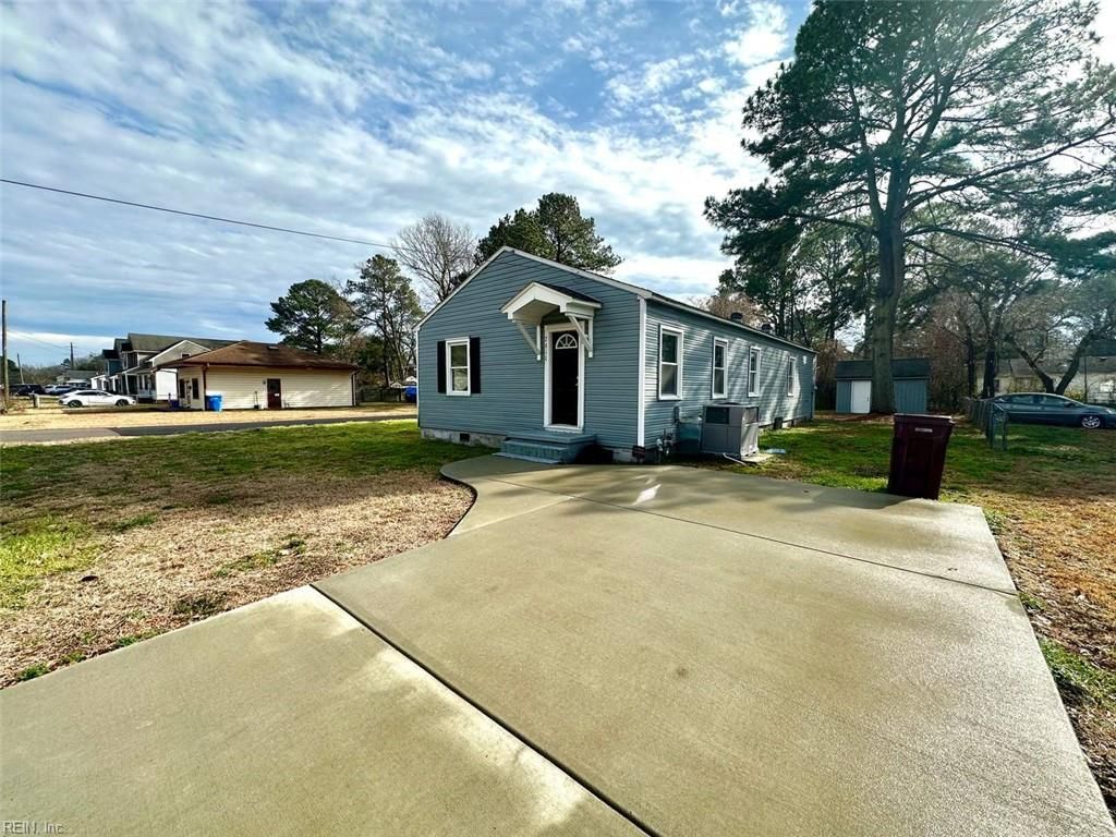 Photo of 2610 Omar Street, Chesapeake, VA 23324 (MLS # 10621080)