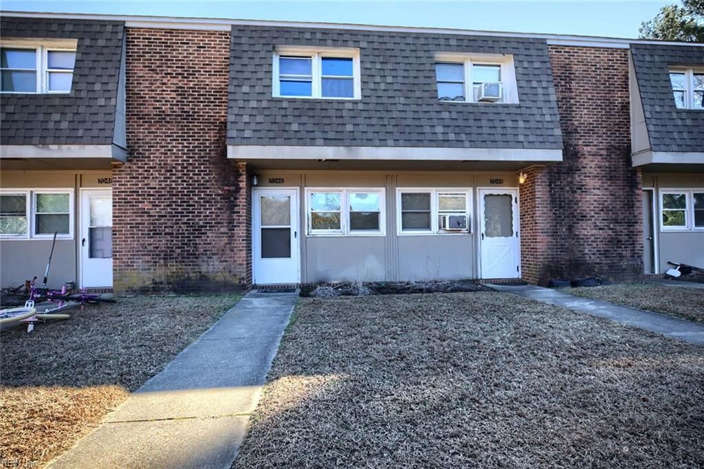 Photo of 7046 Bray Road, Hayes, VA 23072 (MLS # 10616208)