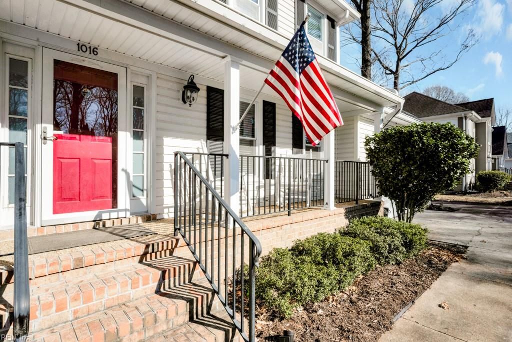 Photo of 1016 Outlands Way, Virginia Beach, VA 23456 (MLS # 10631776)