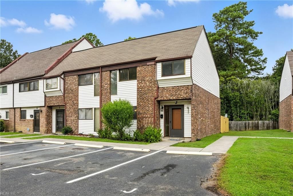 Photo of 121 Windsor Pines Way #J, Newport News, VA 23608 (MLS # 10604760)