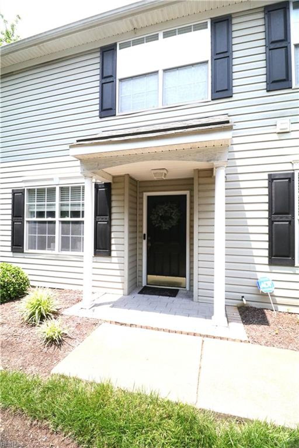 Photo of 2004 Sawgrass Lane, Portsmouth, VA 23703 (MLS # 10612143)