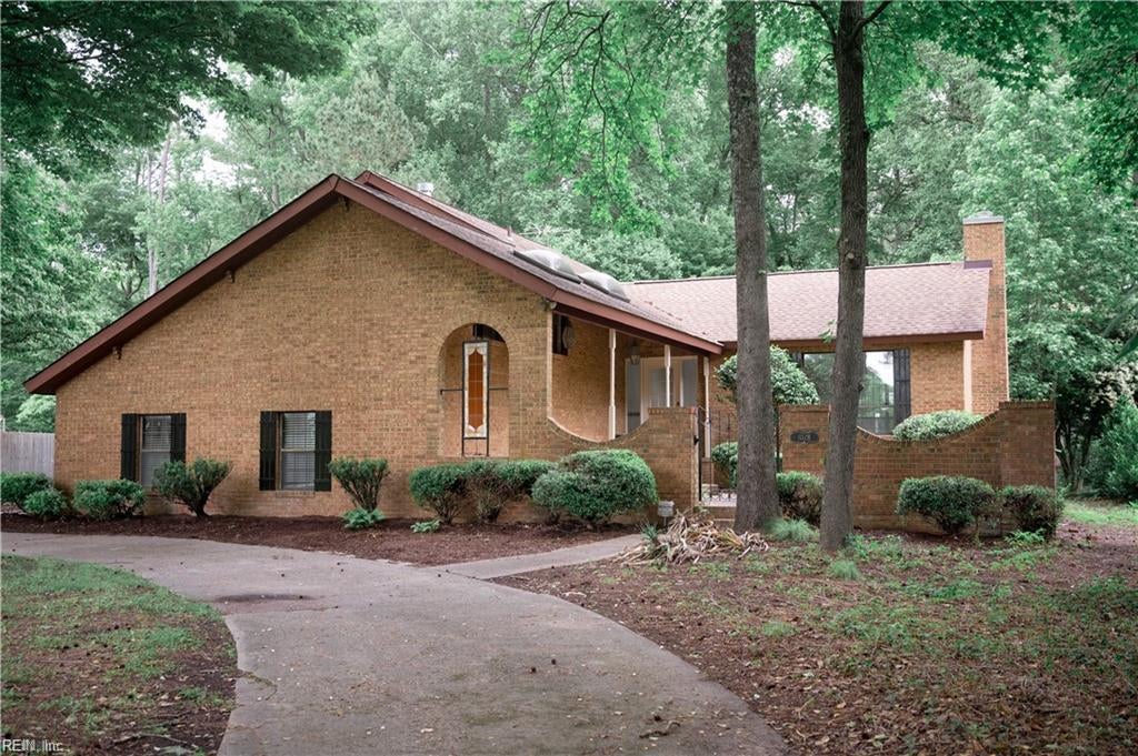 Photo of 1028 Camino Real S Real, Virginia Beach, VA 23456 (MLS # 10656216)