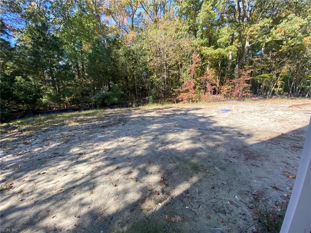 Suffolk, Virginia 23435, United States, 3 Bedrooms Bedrooms, ,3 BathroomsBathrooms,Residential,Pending,81813