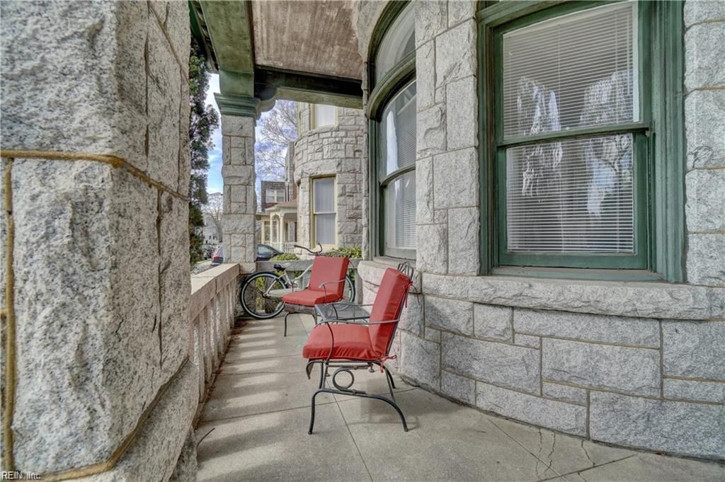 Photo of 416 Pembroke Avenue #C, Norfolk, VA 23507 (MLS # 10620337)