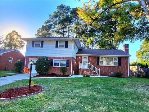 Photo of 78 Henry Clay Road, Newport News, VA 23601 (MLS # 10609078)