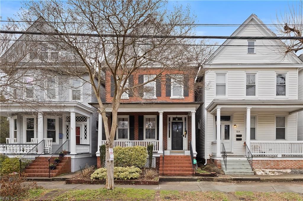 Photo of 1106 Redgate Avenue, Norfolk, VA 23507 (MLS # 10623218)