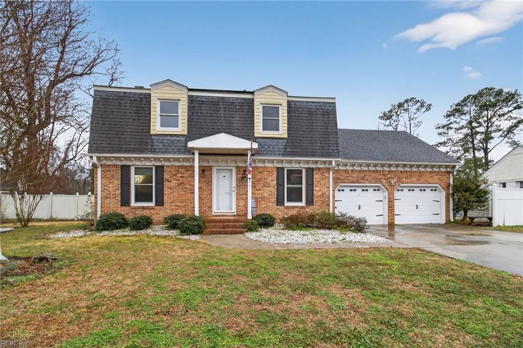 Photo of 2917 Ames Cove Drive, Suffolk, VA 23435 (MLS # 10623002)