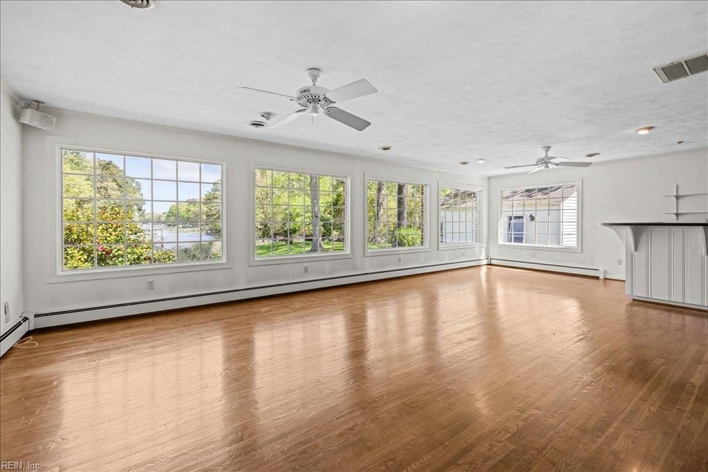 Photo of 3916 Thalia Drive, Virginia Beach, VA 23455 (MLS # 10629538)