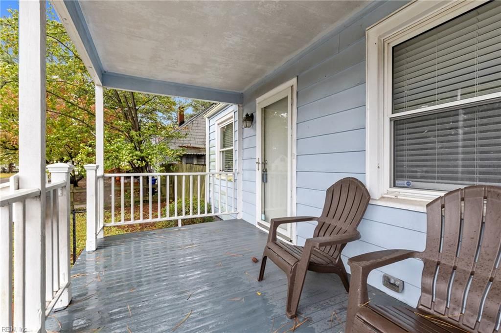 Photo of 739 Lanier Crescent, Portsmouth, VA 23707 (MLS # 10608090)