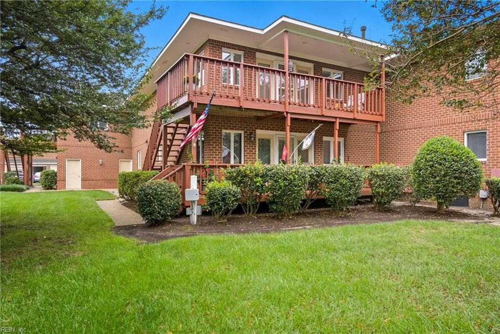 Photo of 1226 Foursome Lane, Virginia Beach, VA 23455 (MLS # 10627357)