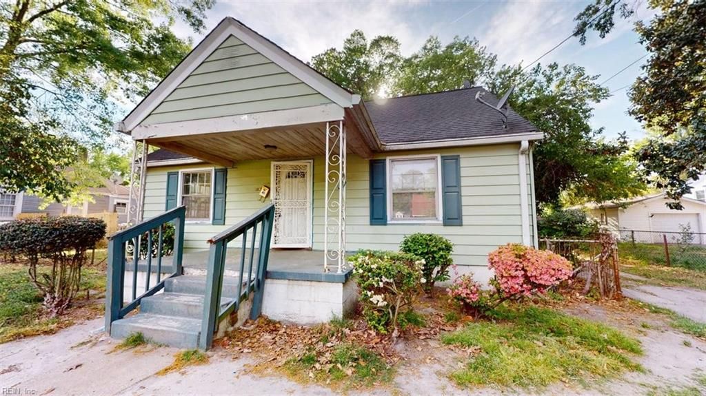 Photo of 1618 Parker Avenue, Portsmouth, VA 23704 (MLS # 10629168)