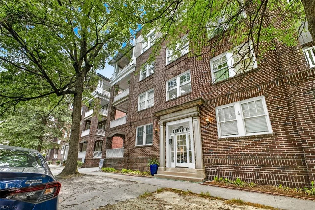 736 W Princess Anne Road Unit 402, Norfolk, VA, 23517