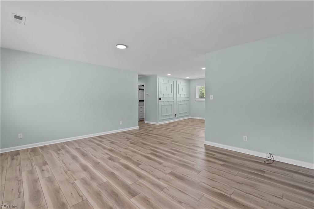 Photo of 152 Mann Drive, Chesapeake, VA 23322 (MLS # 10631816)