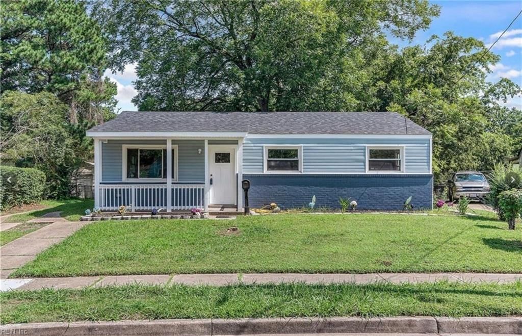 Photo of 808 Trice Terrace, Norfolk, VA 23502 (MLS # 10627443)