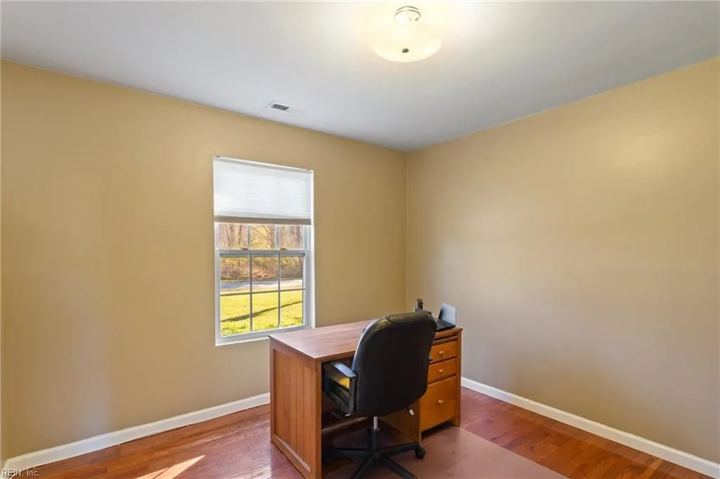 Suffolk, Virginia 23434, United States, 3 Bedrooms Bedrooms, ,2 BathroomsBathrooms,Residential,Pending,28189