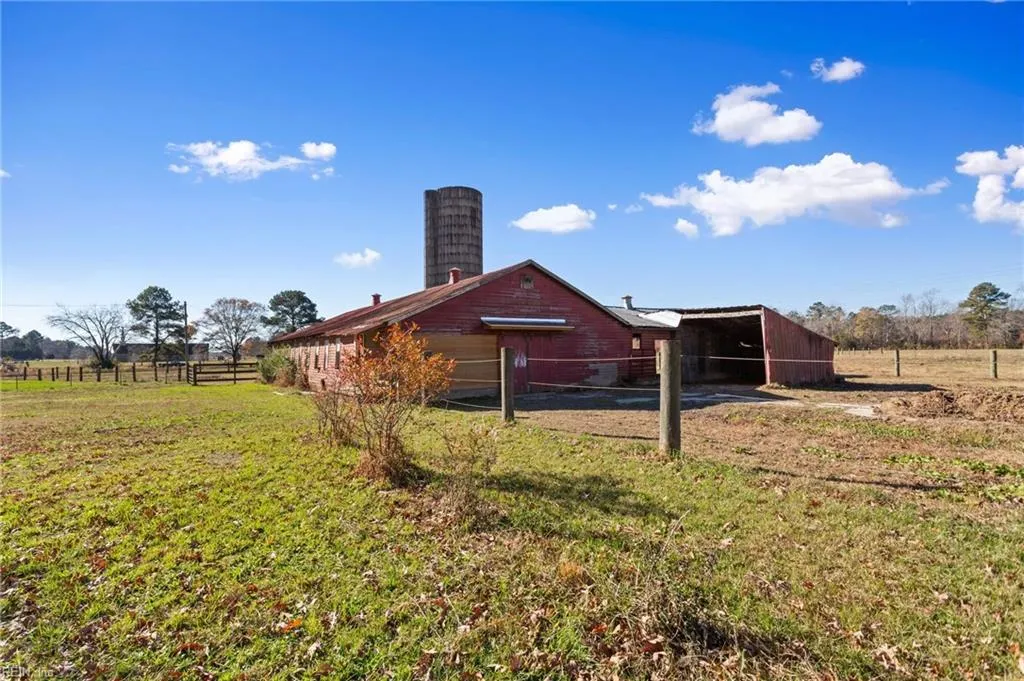 Suffolk, Virginia 23434, United States, 3 Bedrooms Bedrooms, ,2 BathroomsBathrooms,Residential,Pending,28189