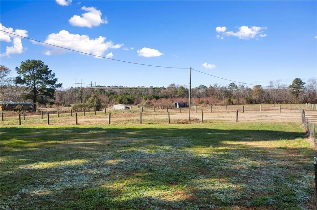 Suffolk, Virginia 23434, United States, 3 Bedrooms Bedrooms, ,2 BathroomsBathrooms,Residential,Pending,28189