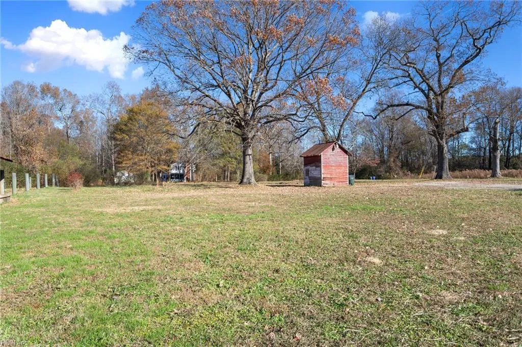 Suffolk, Virginia 23434, United States, 3 Bedrooms Bedrooms, ,2 BathroomsBathrooms,Residential,Pending,28189